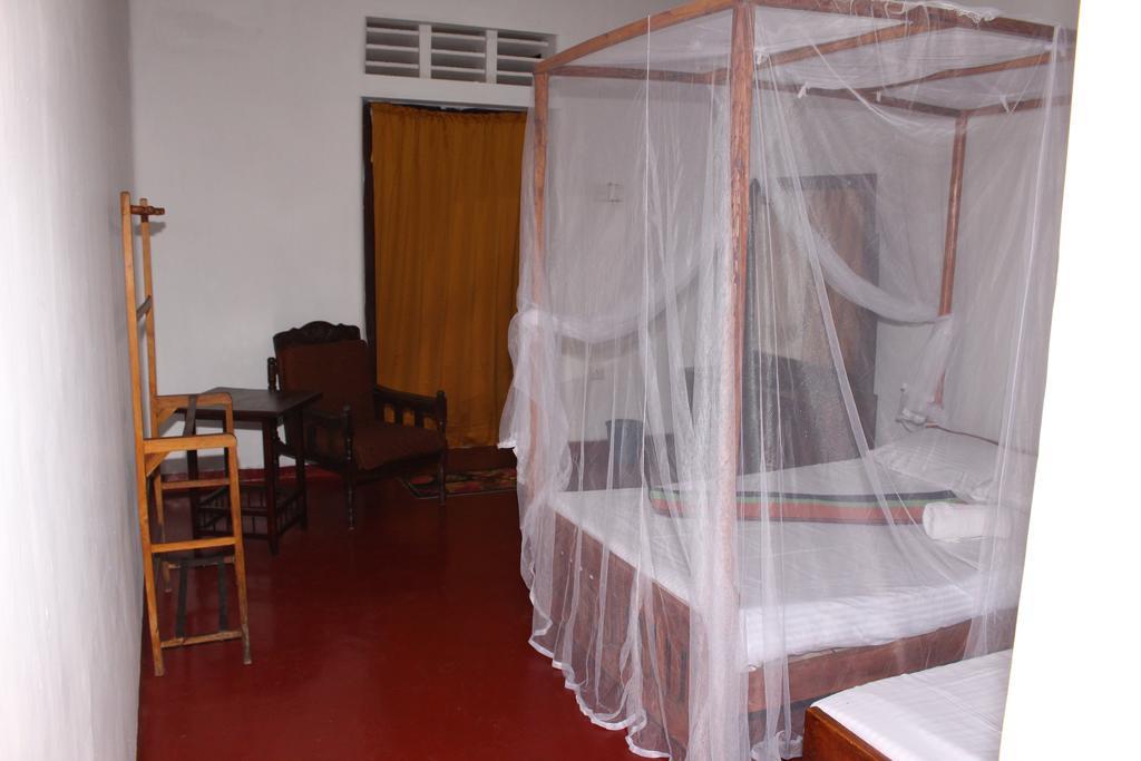 Abberny Villa Midigama East Habitación foto